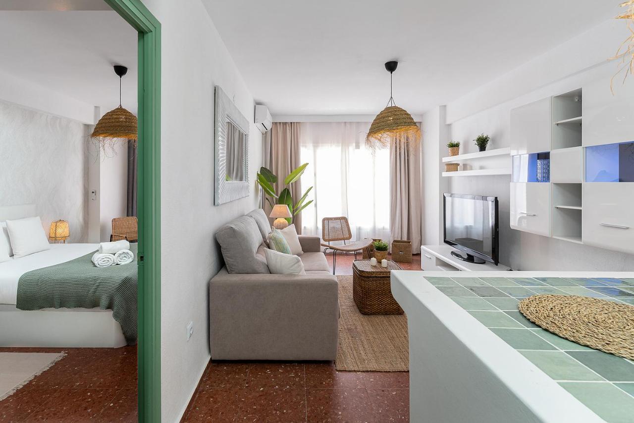 Monko Boho Chic Apartment ตอร์เรโมลิโนส ภายนอก รูปภาพ