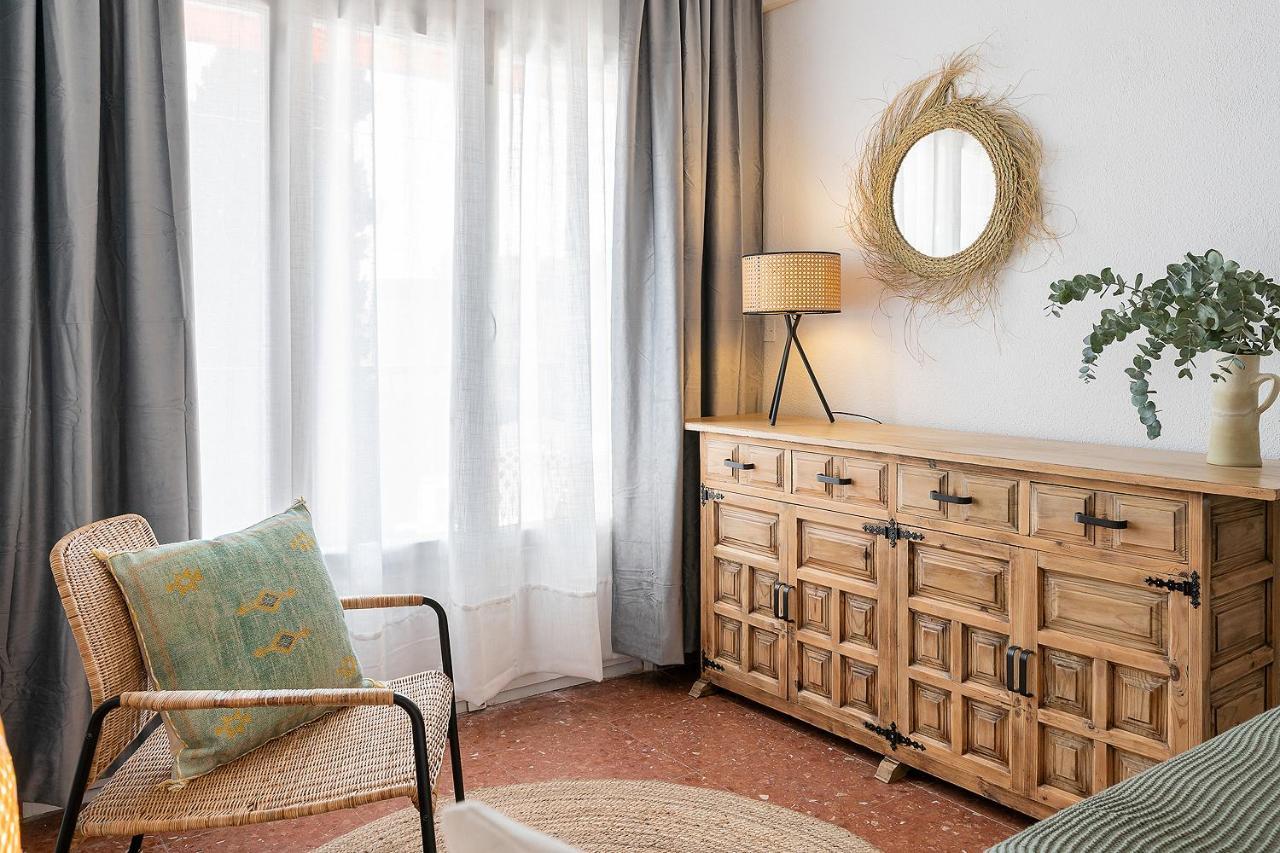 Monko Boho Chic Apartment ตอร์เรโมลิโนส ภายนอก รูปภาพ