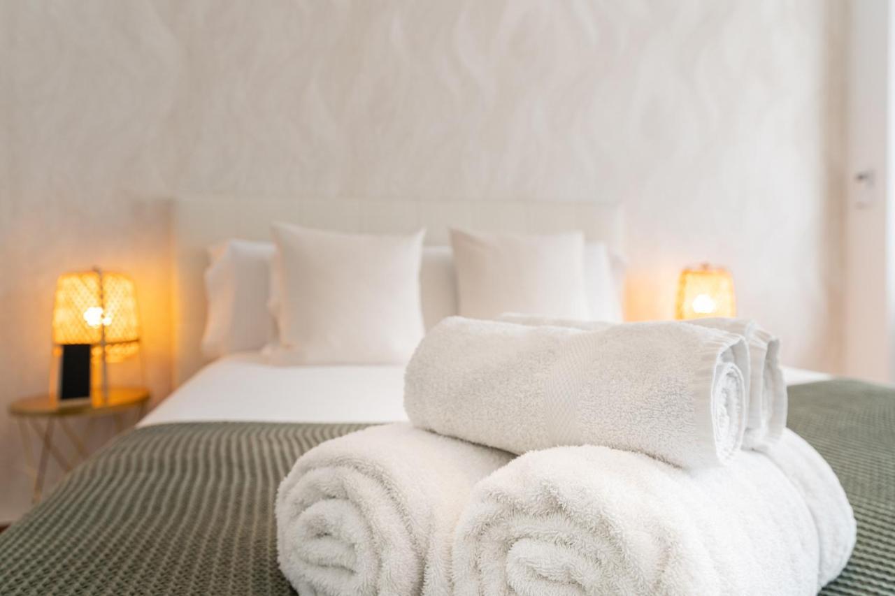 Monko Boho Chic Apartment ตอร์เรโมลิโนส ภายนอก รูปภาพ